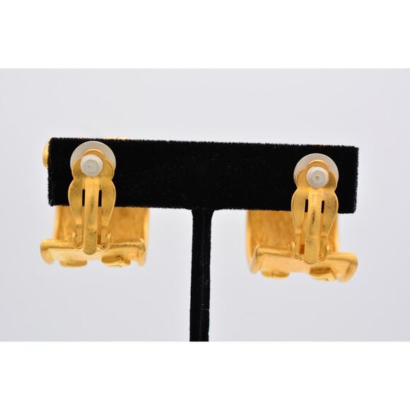 Givenchy Vintage Logo Clip On Earrings Chunky Brushed Gold Signed NOS 1980s Bin7 - Picture 10 of 12